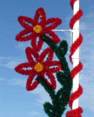 7.5' Garland Double Poinsettia Pole Mount Holiday Light Display