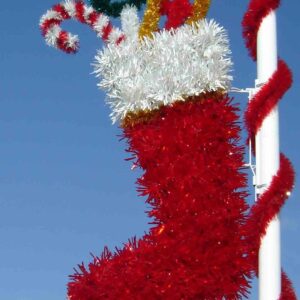 7.5' Garland Full Stocking Holiday Light Display