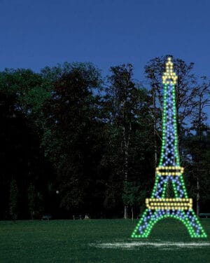 18' Eiffel Tower Holiday Light Display