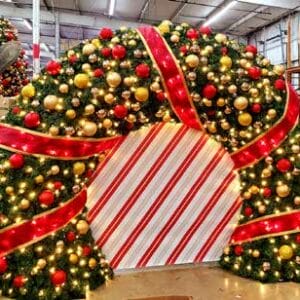 9' Wreath Arch Holiday Lighting Display