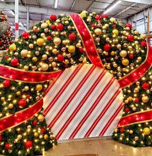 9' Wreath Arch Holiday Lighting Display