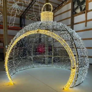 12' WALK-IN ORNAMENT