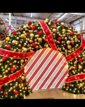 9' Wreath Arch Holiday Lighting Display