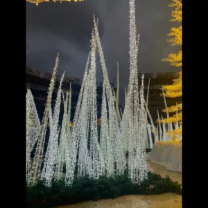 13' Ice Shard Dimensional Display