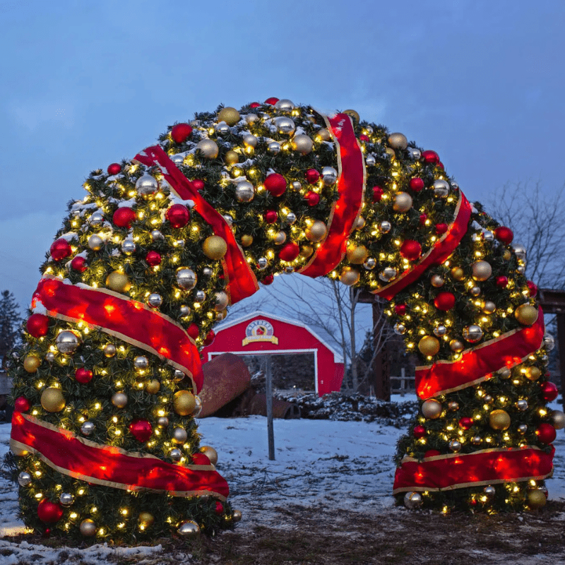 Commercial Christmas Decorations
